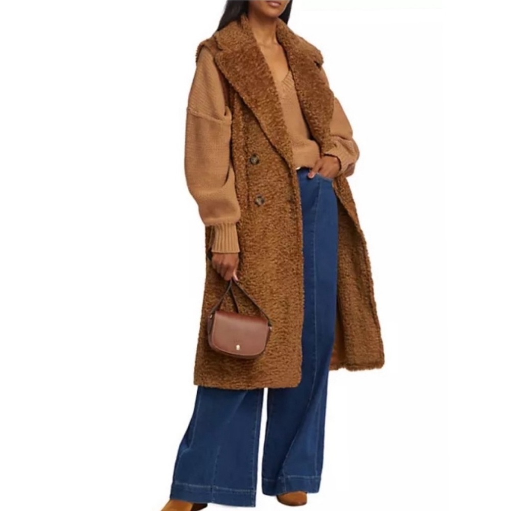 SOLD OUT on Ⓜ️ Free People Cozy Time Teddy Longline Vest Cashew Sherpa - Picture 2 of 8
